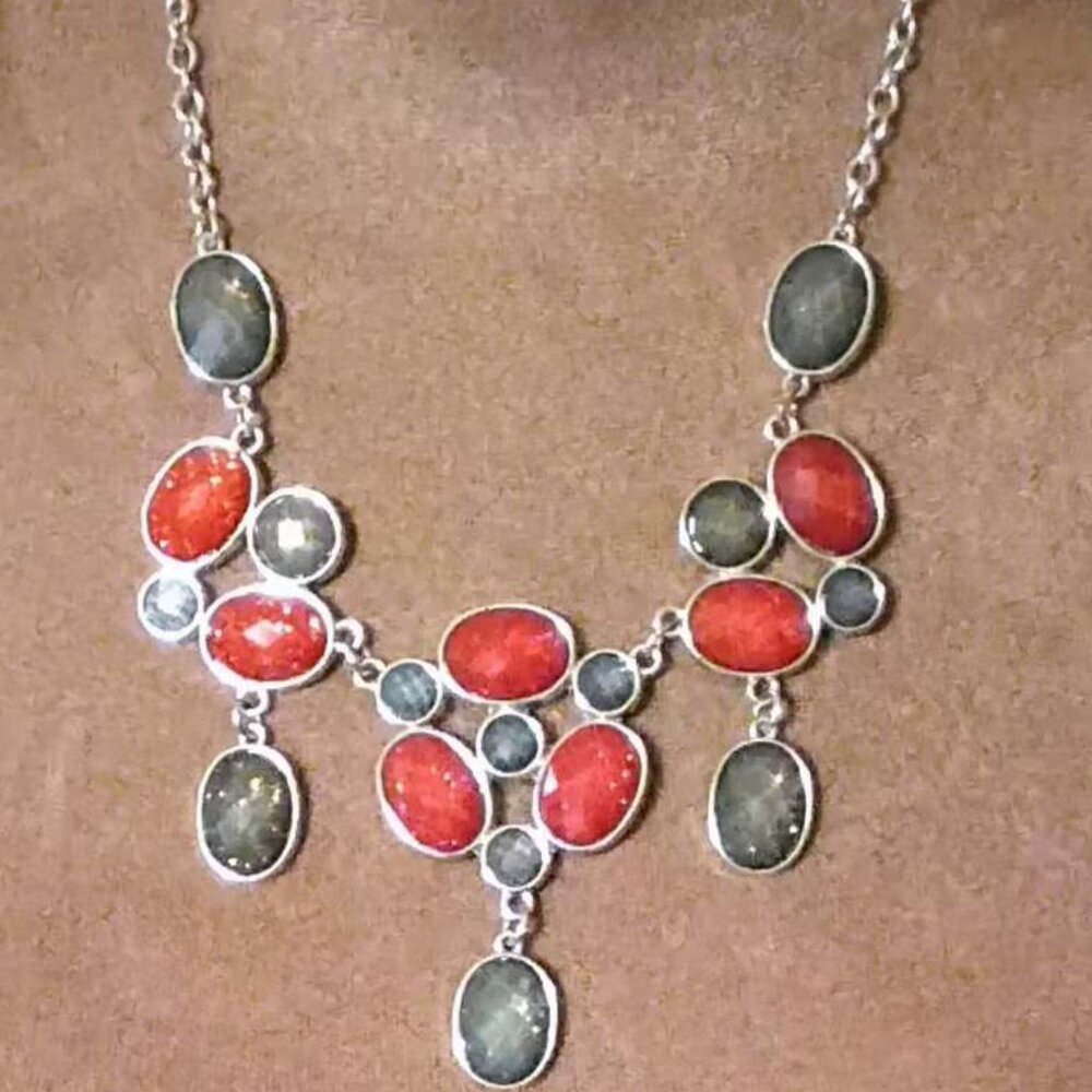 Collar/Bib Style Necklace Gray& Red Glittered Set Stone Adjustable Length Option